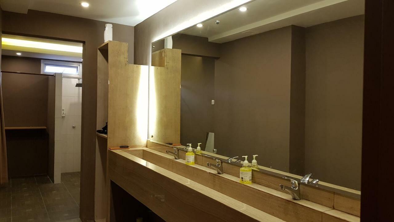 Vk Pods Bandung Albergue Exterior foto