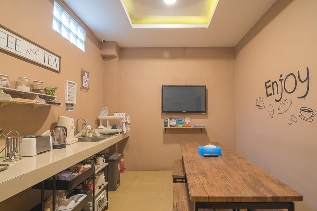 Vk Pods Bandung Albergue Exterior foto